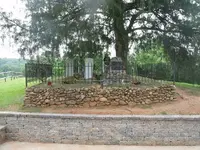 2010_0515Oldhomesite0071.webp