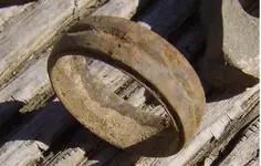 Dead Machine Hunt Ring.webp
