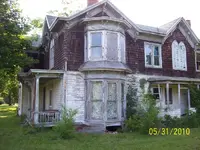 1742 Victorian Home.webp