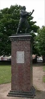 276px-William_Perry_The_Tipton_Slasher_statue.webp