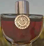 perfume caron.webp