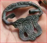 suspender.webp