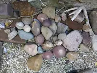 pitstonesetc.webp