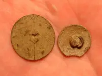 buttons_b.webp