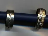 2 rings found108.webp