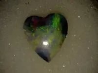 Opal-Hjärta.webp