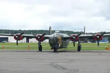 z b24 Warbirds092-20%.webp