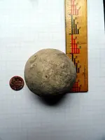 GAME BALL-PECKING STONE.webp
