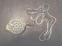 perfume locket1.webp