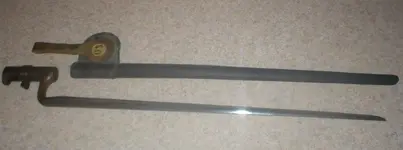 1873 Trapdoor bayonet.webp