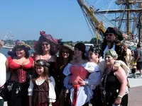 typical pirate family.webp