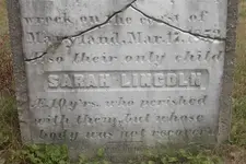 grave 008.webp
