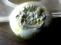 2010_0808shanesbutton0002.webp