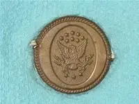 button fashion eagle.webp