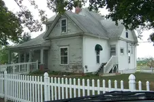 100_2121.webp