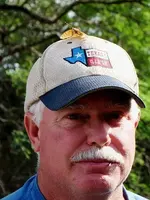 textee hubby.webp