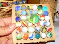 2010_0714lampmarble0037.webp