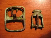 2buckles.webp
