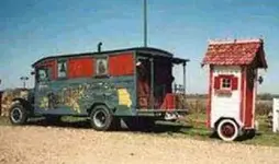 redneck-rv.webp