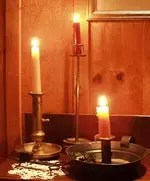 candles2.webp