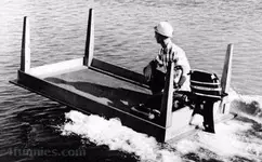 table_boat.webp
