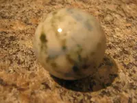 008z.webp
