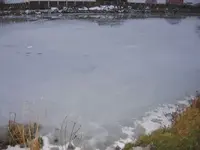 froz.lake1.webp