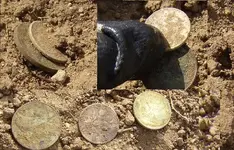 Coins Kissing.webp