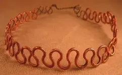 piano-string-choker_strings-and-a-dare.webp
