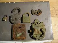 lock finds 001.webp