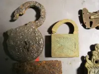lock finds 002.webp