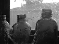 antique looking bottles 007.webp