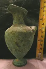 shipwreck vase what is it one.webp