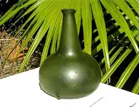 Dutch onion bottle.webp