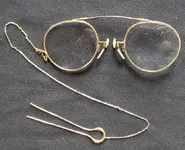 glasses.webp