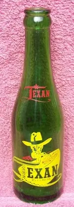 Texan Bottle 1943 front.webp