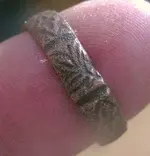 med ring 001.webp