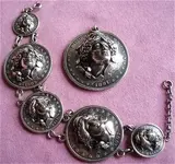 popout coin bracelet.webp