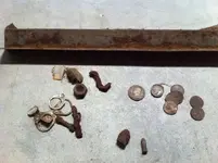 Front-Yard-Finds.webp