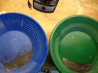 blu an green pans.webp