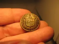 ny button 008.webp