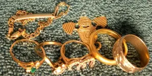06 gold.webp