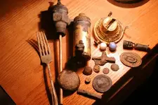 NH FINDS 06-07 020.webp