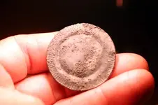 NH FINDS 06-07 018.webp
