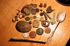 NH FINDS 05-11 021.webp