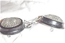 VictorianCloakClasp.webp