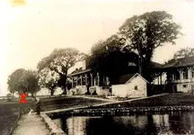 Baldwin Lodge, on the Mouth of the Pearl River at the L&N track, Hancock County.webp