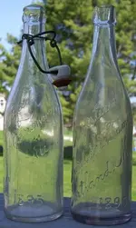 Murdock & Freeman two bottles 1895 (400x668).webp