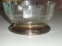 dish with silver band2.webp
