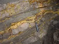 Gold%20Quartz.webp